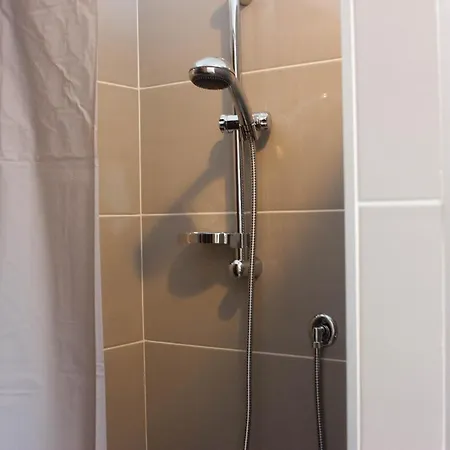 Апартаменты Temporary Silvi 5